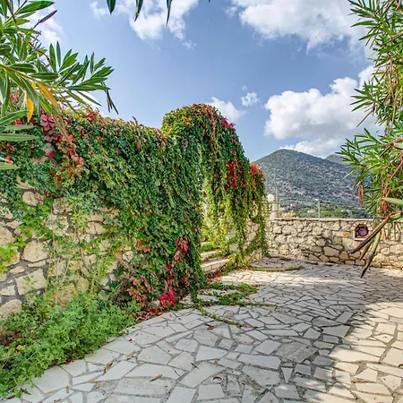 Vadim Βίλα Bali (Crete)